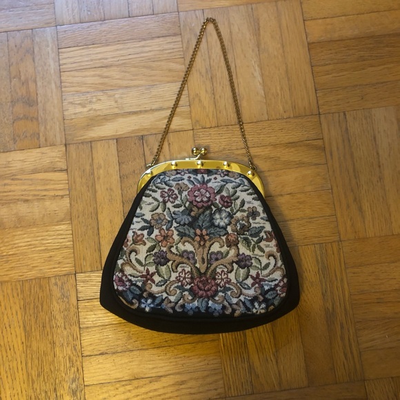 jr miami Handbags - Vintage 1950’s tapestry design purse.